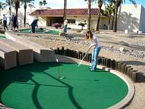 0202minigolf.jpg