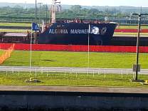 0121algomamarinerleavinglock.jpg