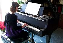 2001ch_at_steinway.jpg